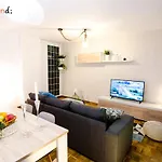 Spacious & * سانتياغو دي كومبوستيلا